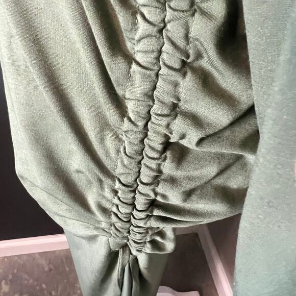 Banana Republic Woman’s Soft Ponte Side Ruched Olive T-Shirt Dress- Size Tall M - Picture 6 of 8